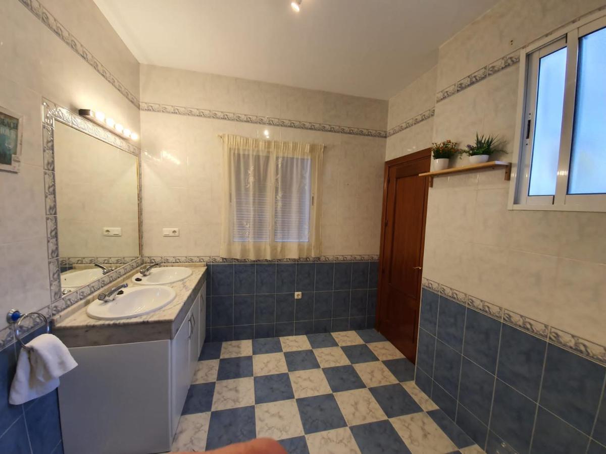 Apartamento Ollerías Málaga Exterior foto